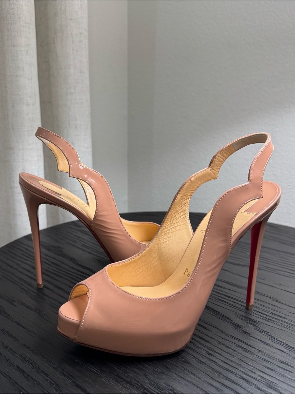 Christian Louboutin Hot Chick Alta 120 Pumps Patent Nude 36.5